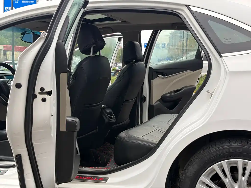 Buick Excelle — миниатюра 7