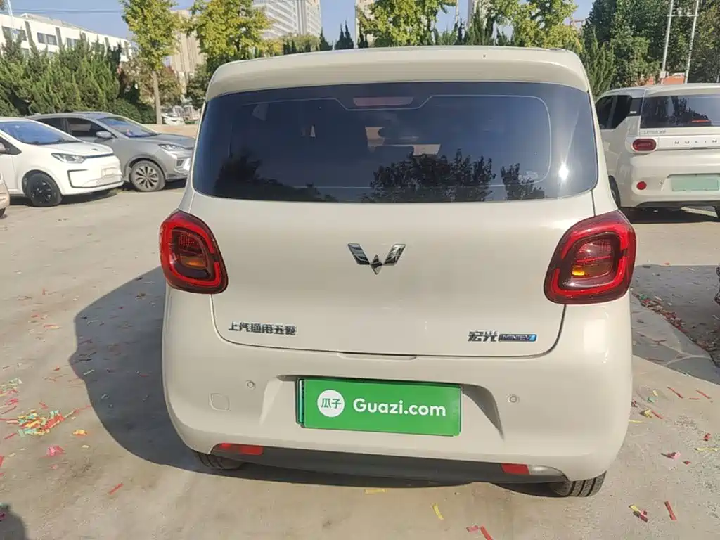 Wuling MINIEV — миниатюра 6