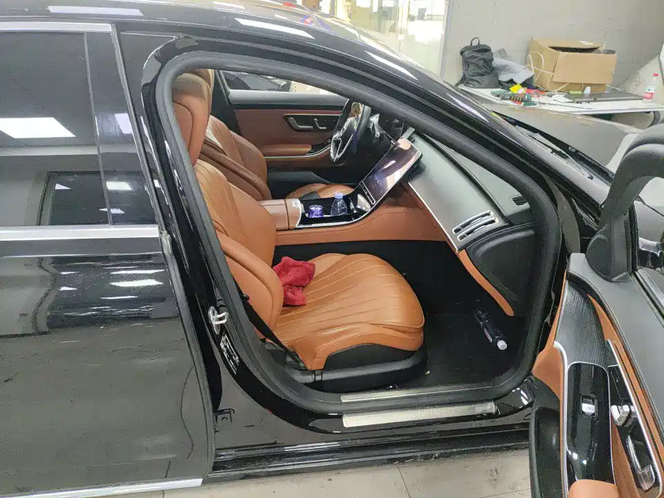 Mercedes-Benz S-Class — миниатюра 10