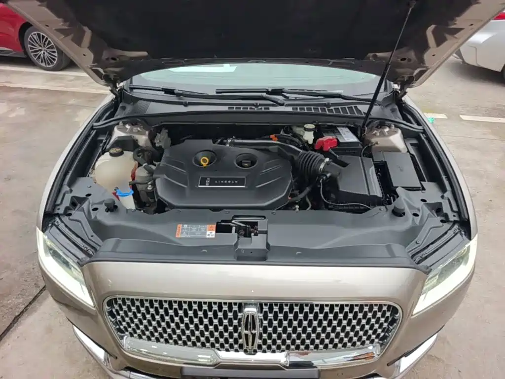 Lincoln Continental — миниатюра 20