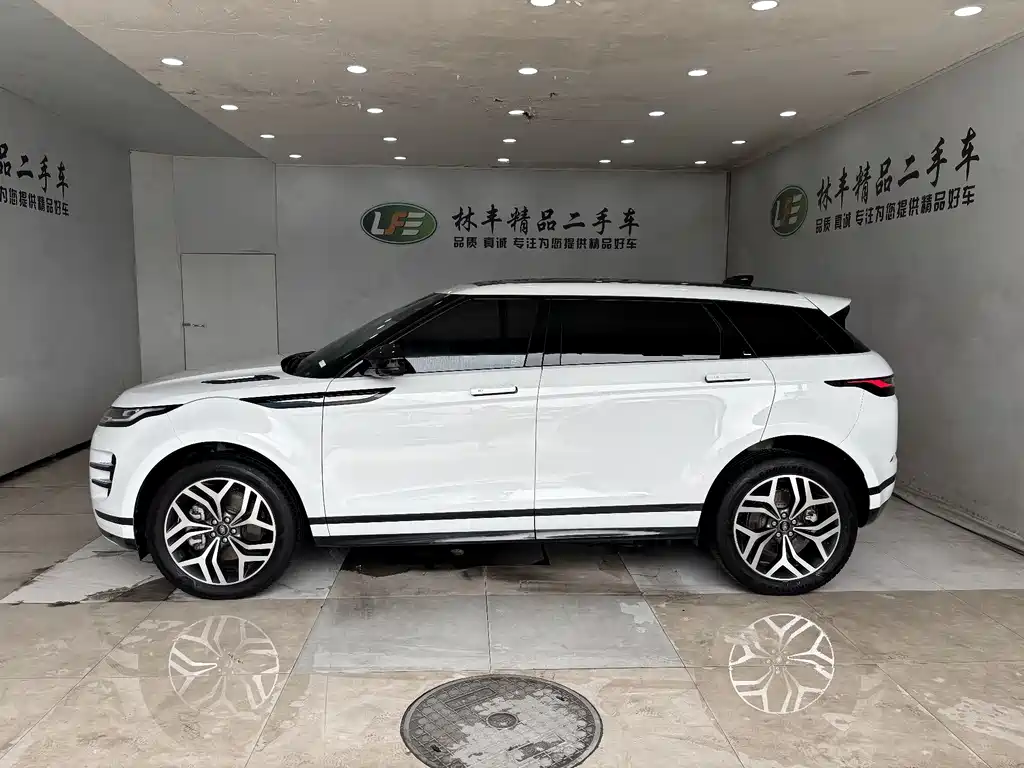 Land Rover Range Rover Evoque 2024 L SE