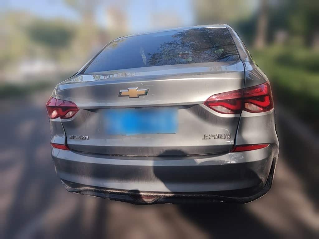 Chevrolet Monza 1.5 л 2024 г. Серебристо-серый, пробег 16299 км