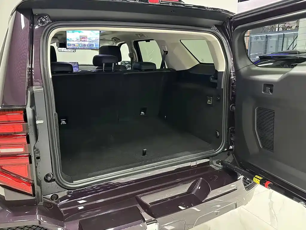 TANK TANK 400 NEW ENERGY