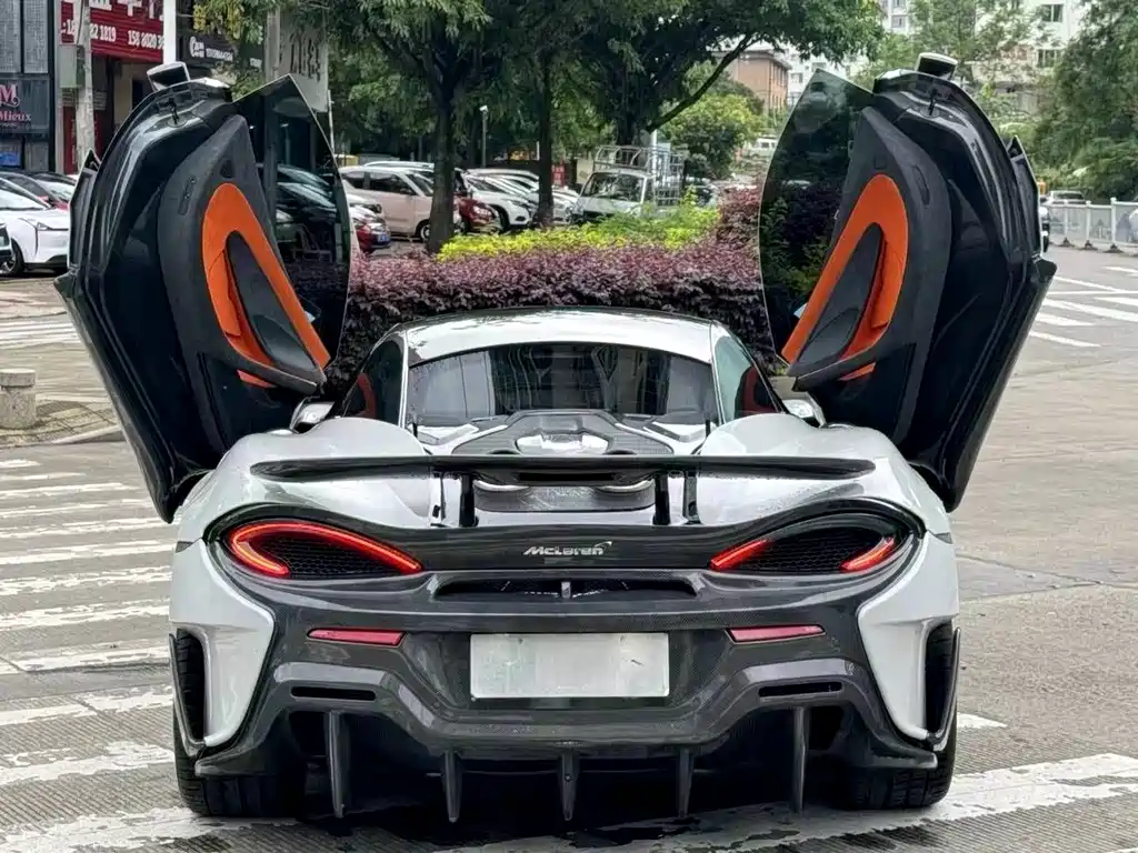 MCLAREN 570