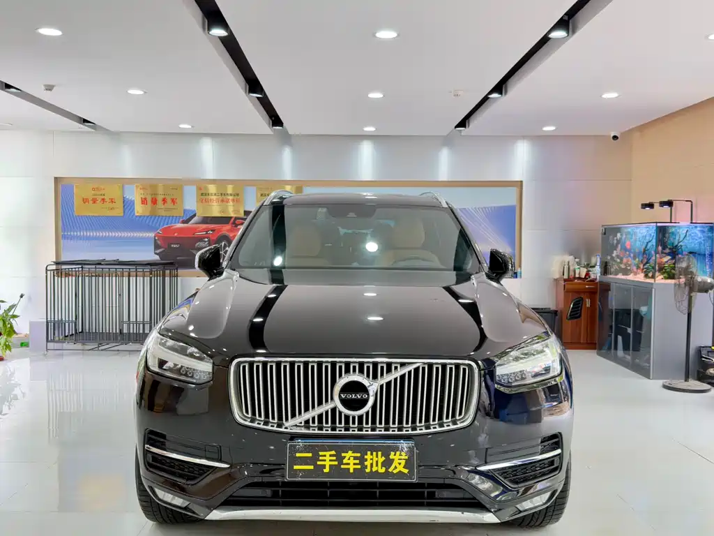 Volvo XC90 2019 T6 7 мест V