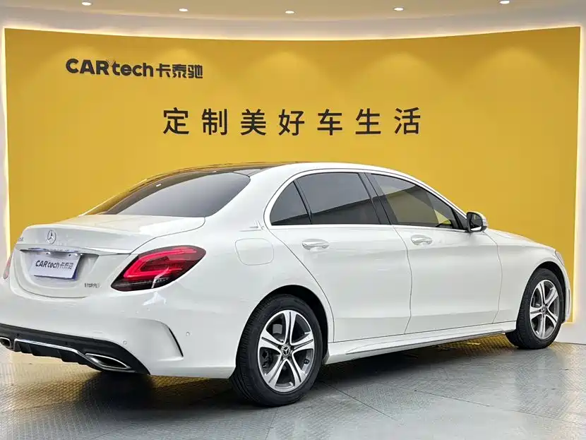 Mercedes-Benz C-Class — миниатюра 4