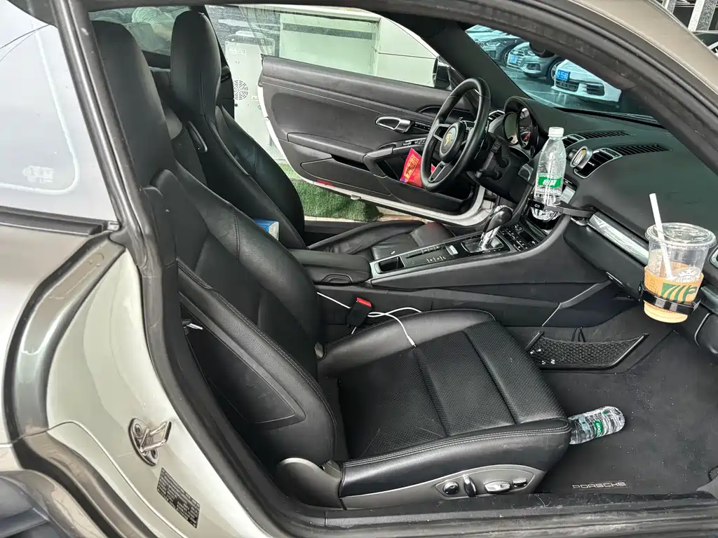Porsche Cayman 2015 Cayman Style Edition 2.7L