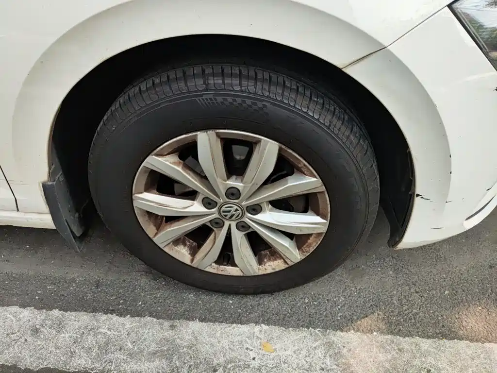 Volkswagen Polo — миниатюра 24