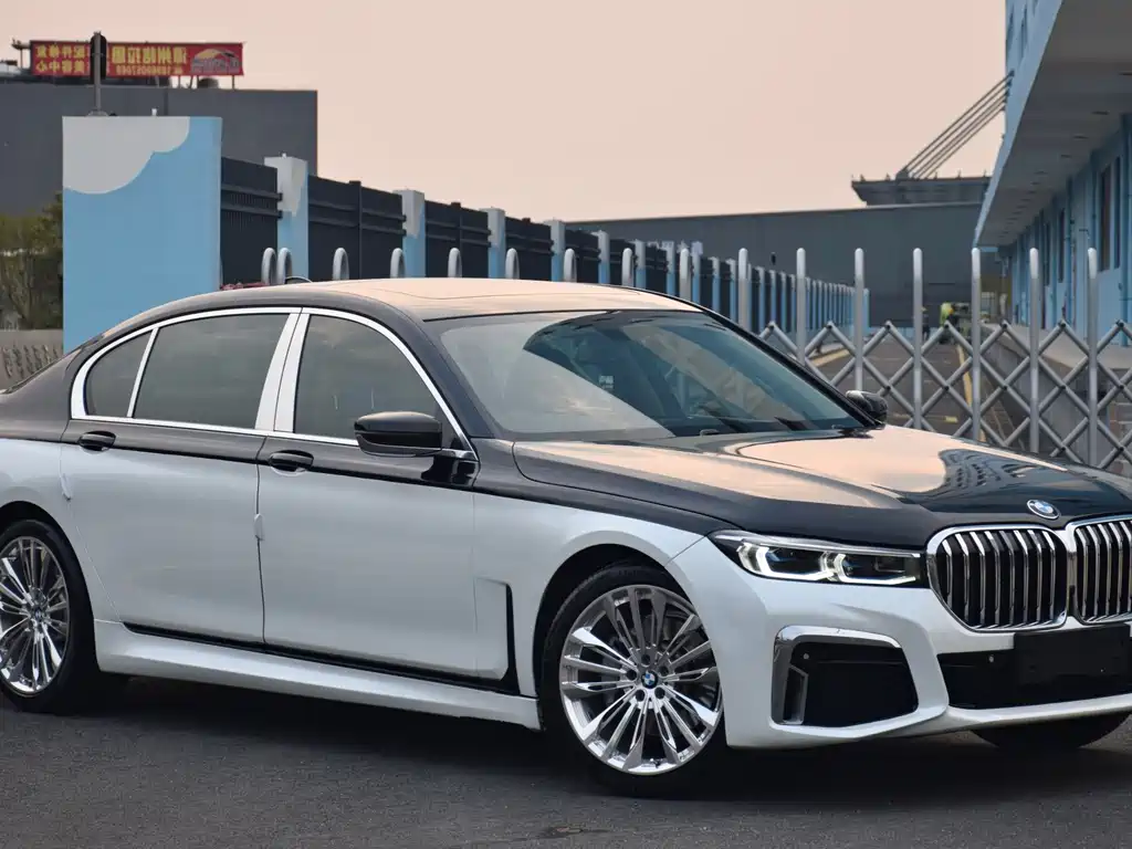 BMW 7 Series 7 2016 730Li Lead
