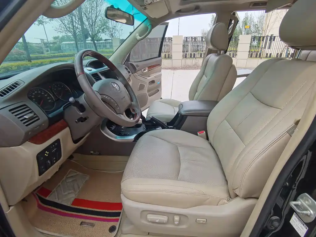 Toyota Land Cruiser Prado 2006 4.0L AT VX NAVI