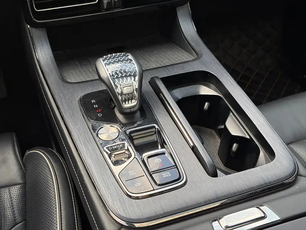 GAC Motor Trumpchi GS8 — миниатюра 18