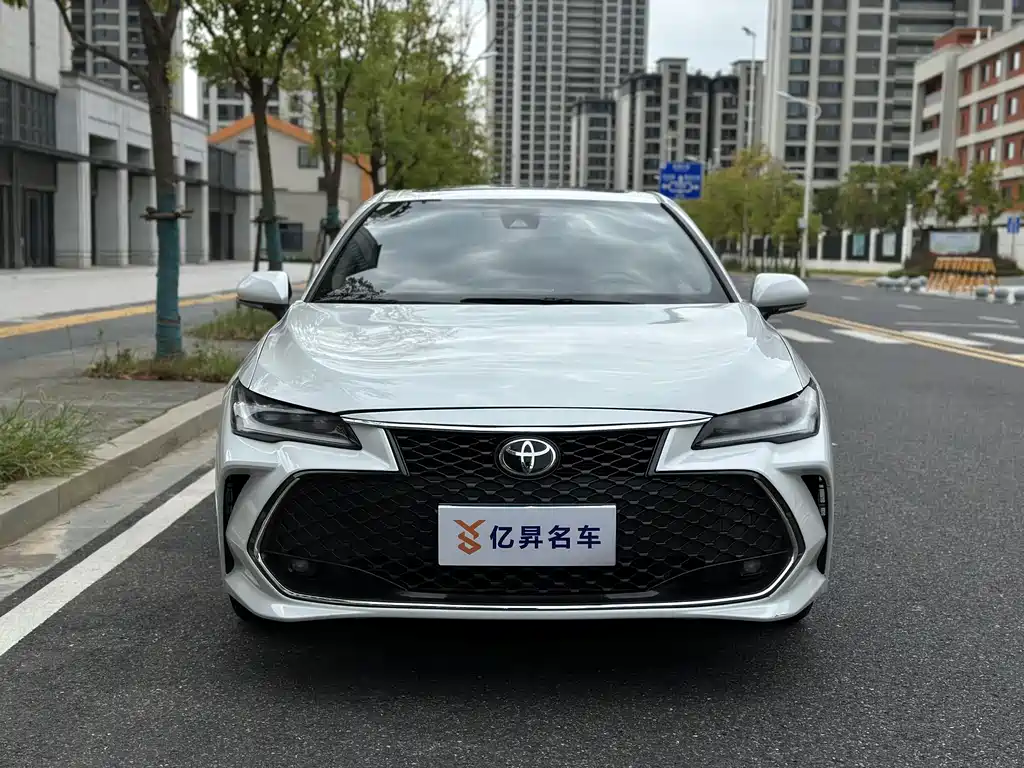 TOYOTA ASIAN DRAGON