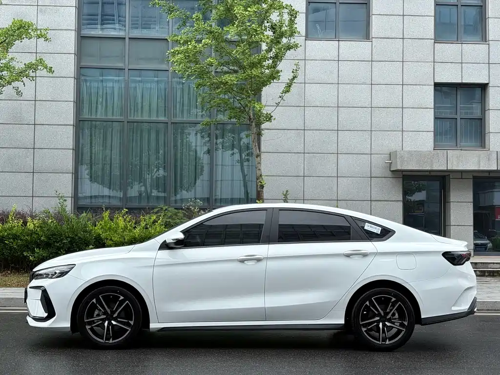 Geely Binrui 2024 COOL 1.5T DCT Champion
