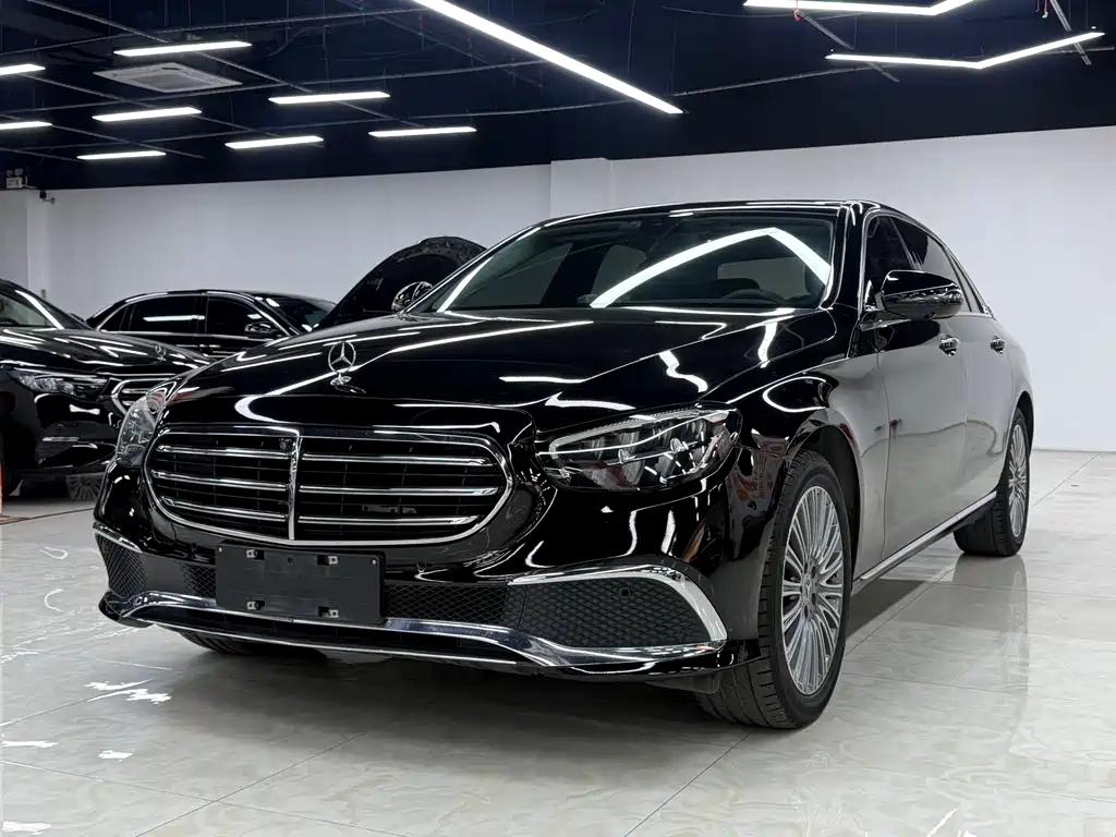 Mercedes-Benz E-Class 2021