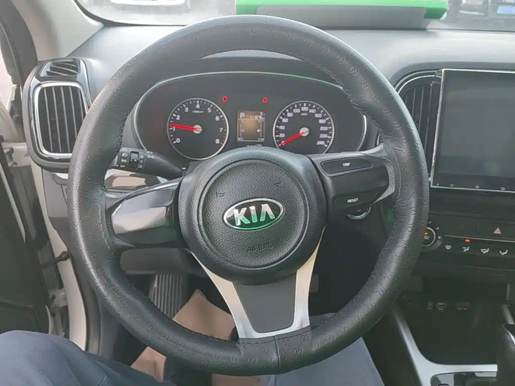 Kia KX3 — миниатюра 11