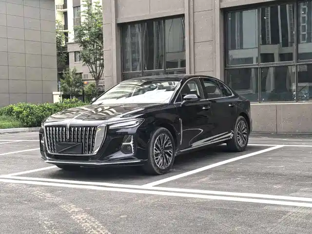 2025 Hongqi H5