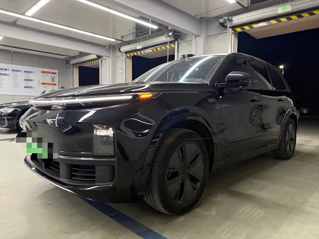 Li Auto L8