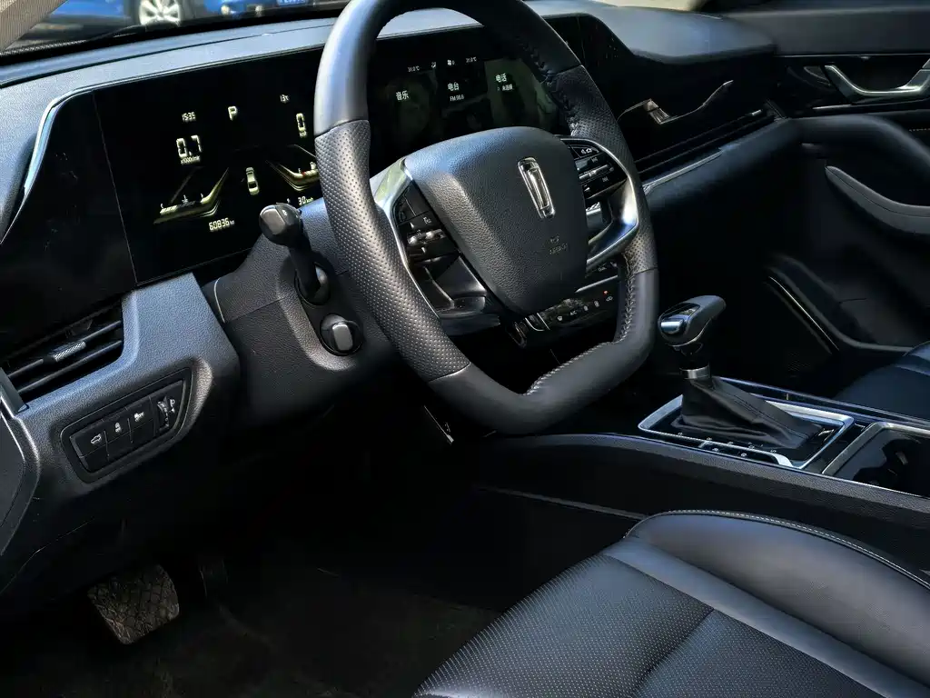 Bestune B70 — миниатюра 4