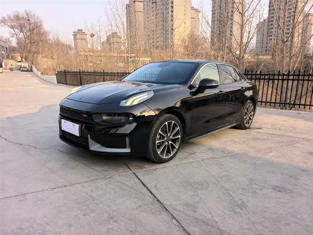 Купить Lynk & Co 03