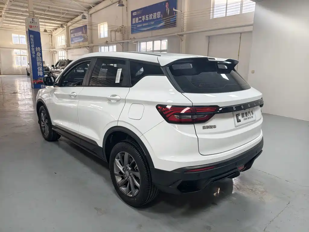 Geely Binyue — миниатюра 6