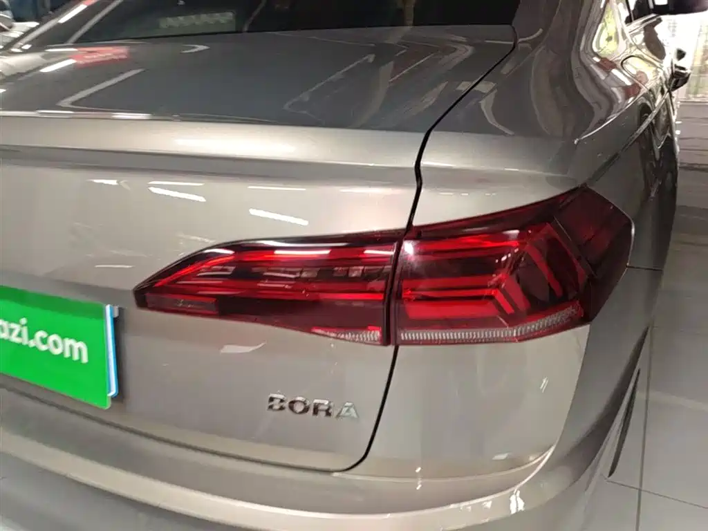Volkswagen Bora 2020 1.5L AT Elite