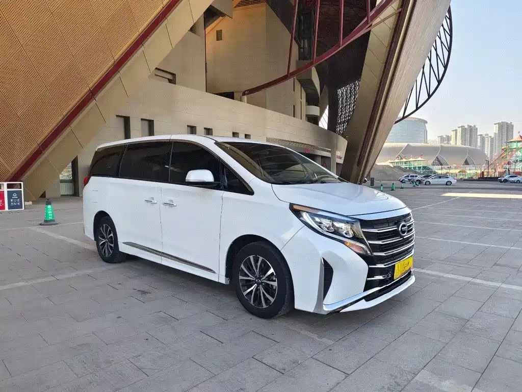 GAC TRUMPCHI M8