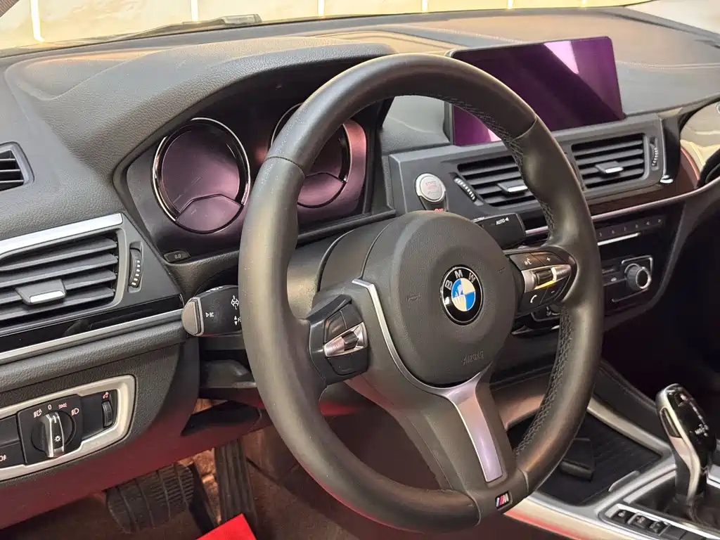 BMW 1 Series — миниатюра 12
