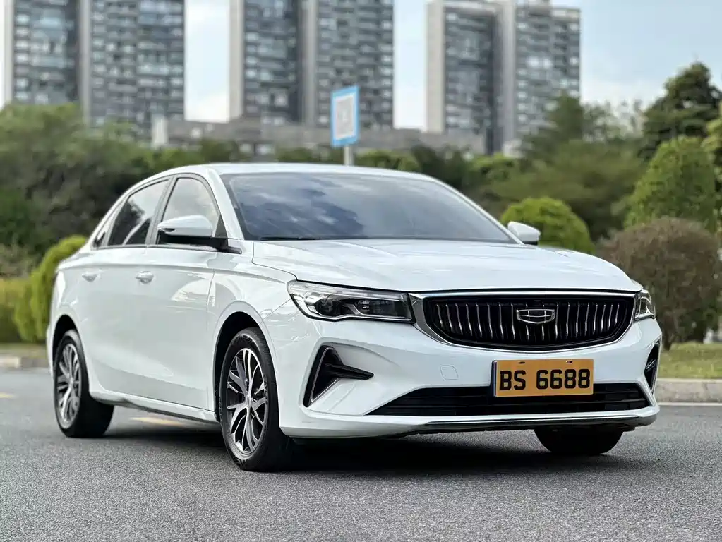 Geely Emgrand — миниатюра 3