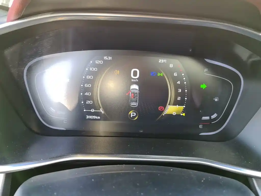 Geely Binyue — миниатюра 12