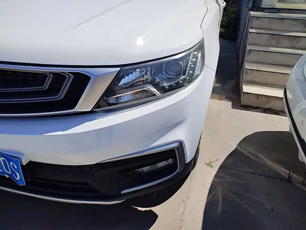 Geely Vision X6 — миниатюра 24