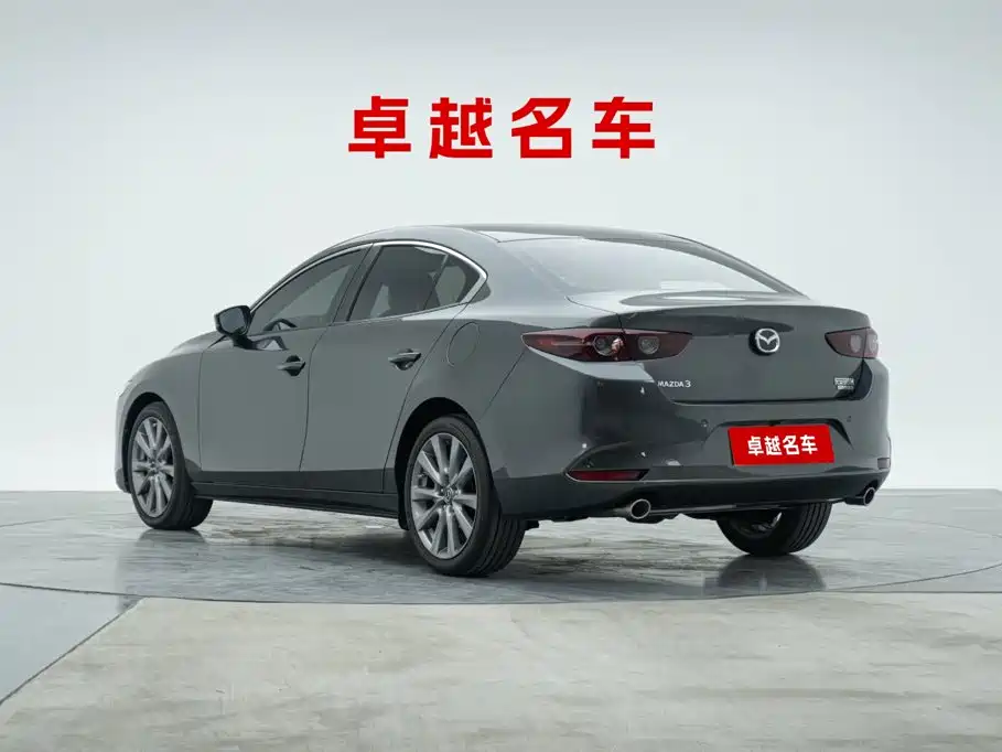 Mazda 3 Axela — миниатюра 8