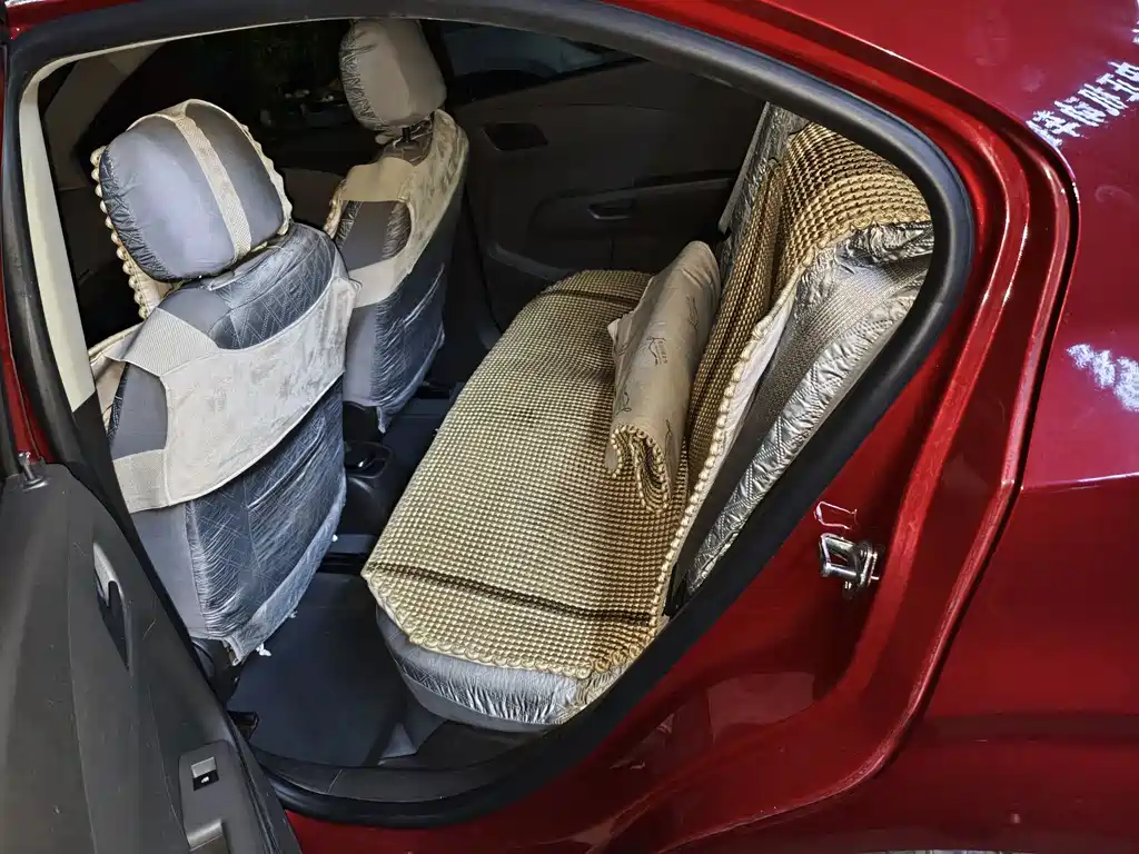 Chevrolet Aveo — миниатюра 7