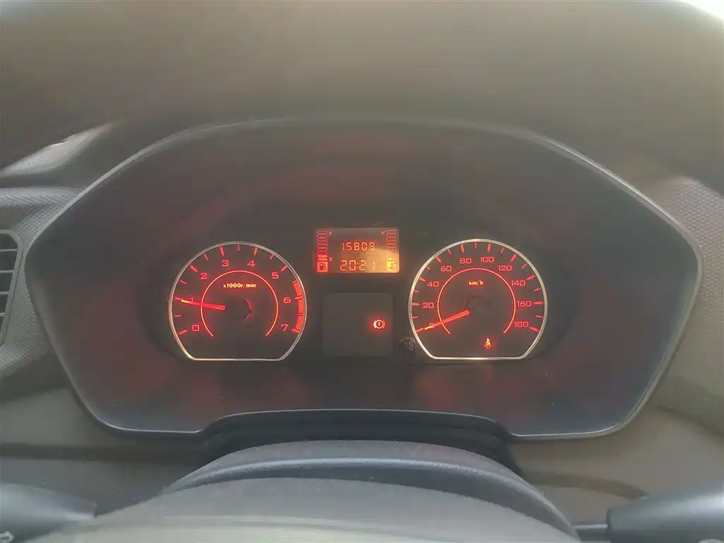 Wuling V 2022 1.5L LAR