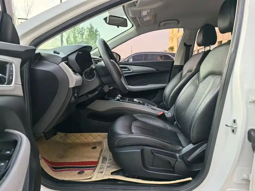 Roewe Ei5 — миниатюра 4