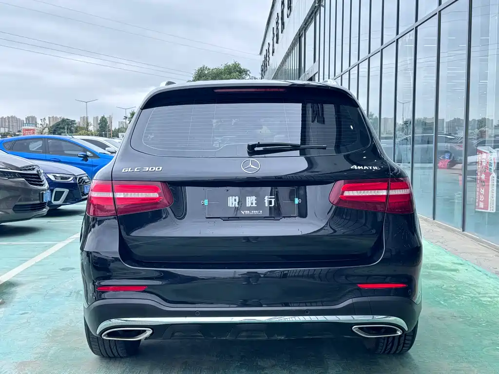 Mercedes-Benz GLC 2017 GLC 260 4MATIC