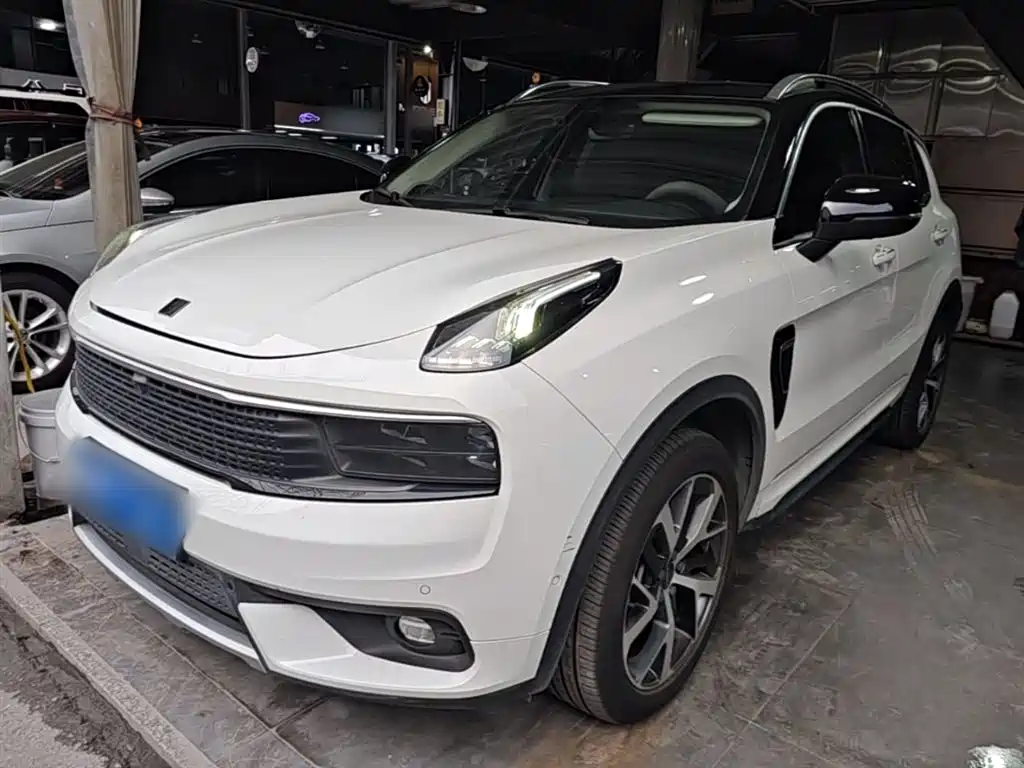 Lynk & Co 01 2019