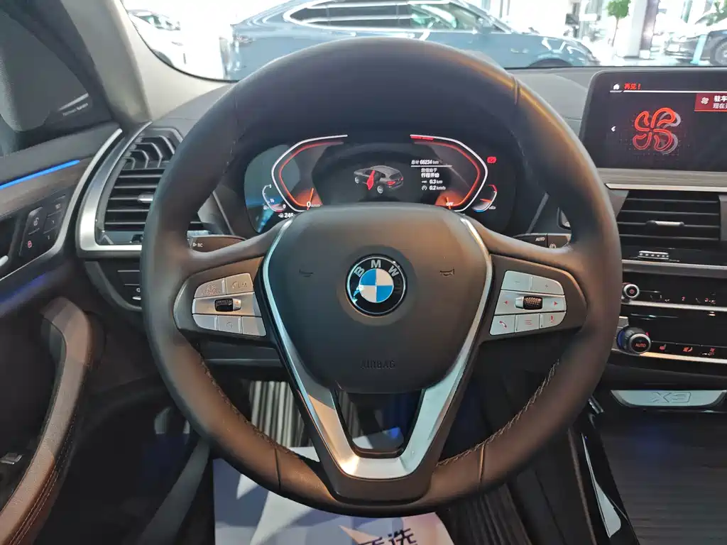 BMW X3 — миниатюра 6
