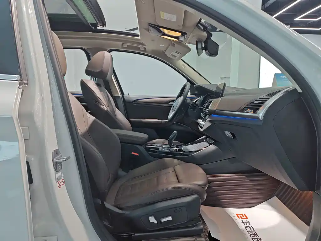 BMW X3 — миниатюра 10