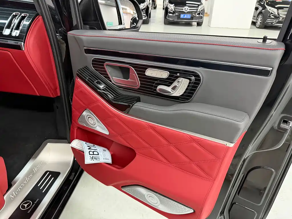 Mercedes-Benz Vito 2021 2.0T 7 мест