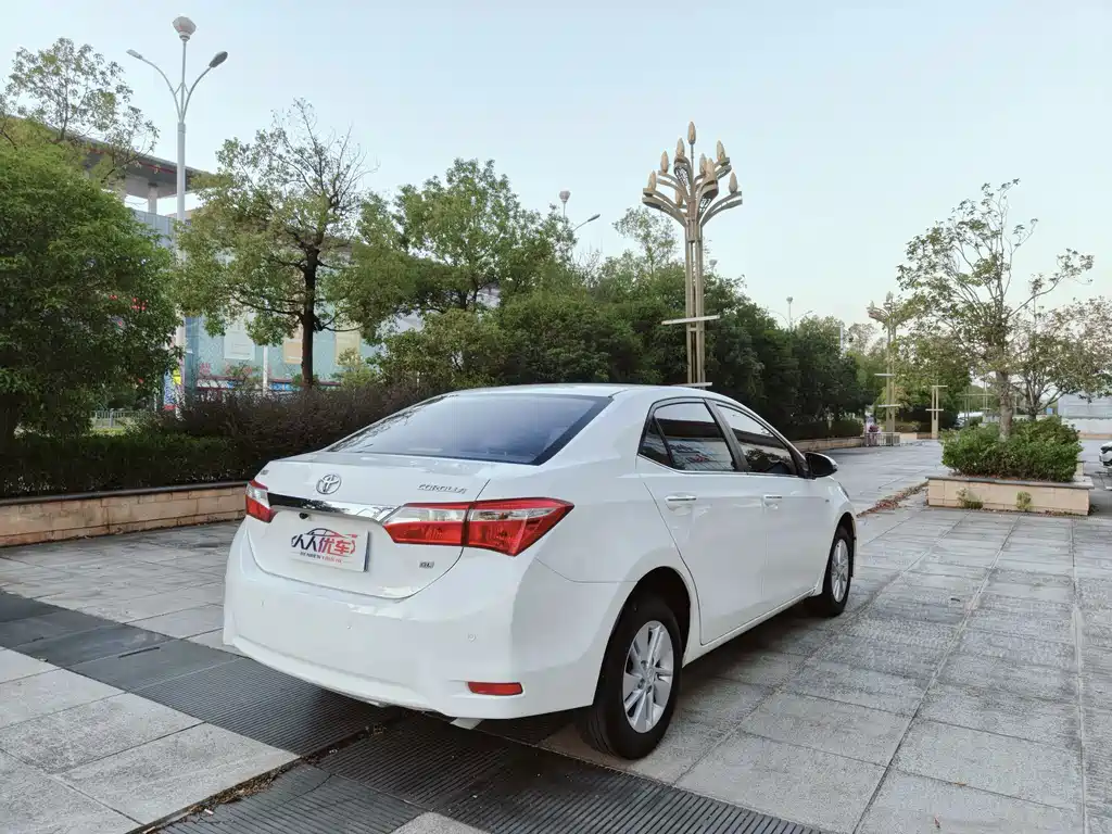Toyota Corolla — миниатюра 7