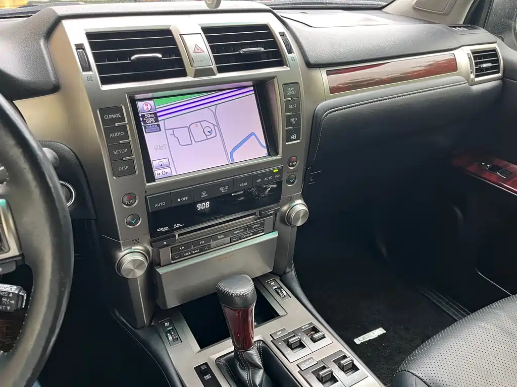 Lexus GX — миниатюра 12