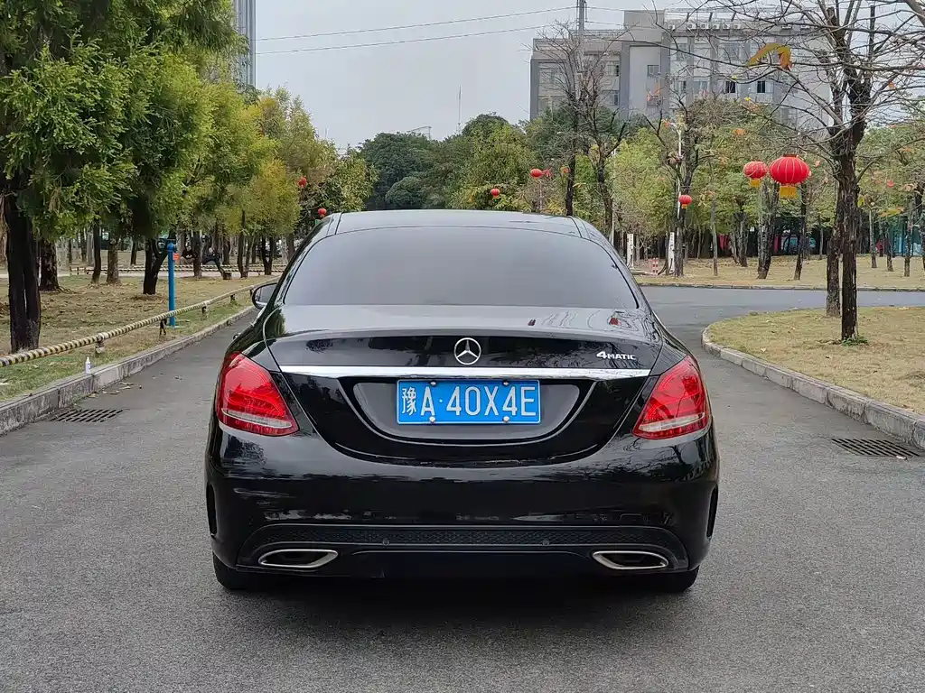 Mercedes-Benz C-Class — миниатюра 5