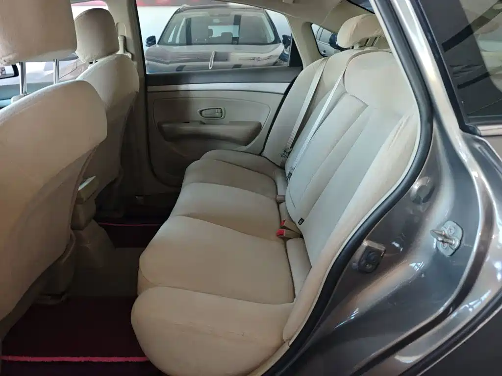 Nissan Sylphy — миниатюра 17
