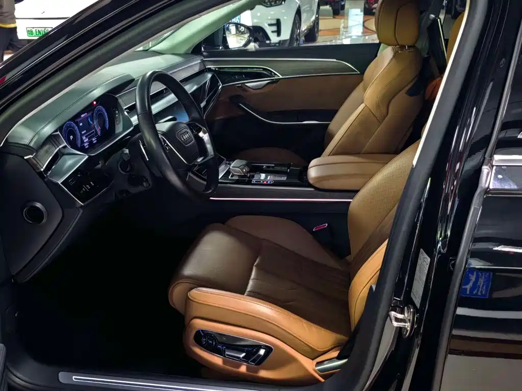 Audi A8 — миниатюра 4