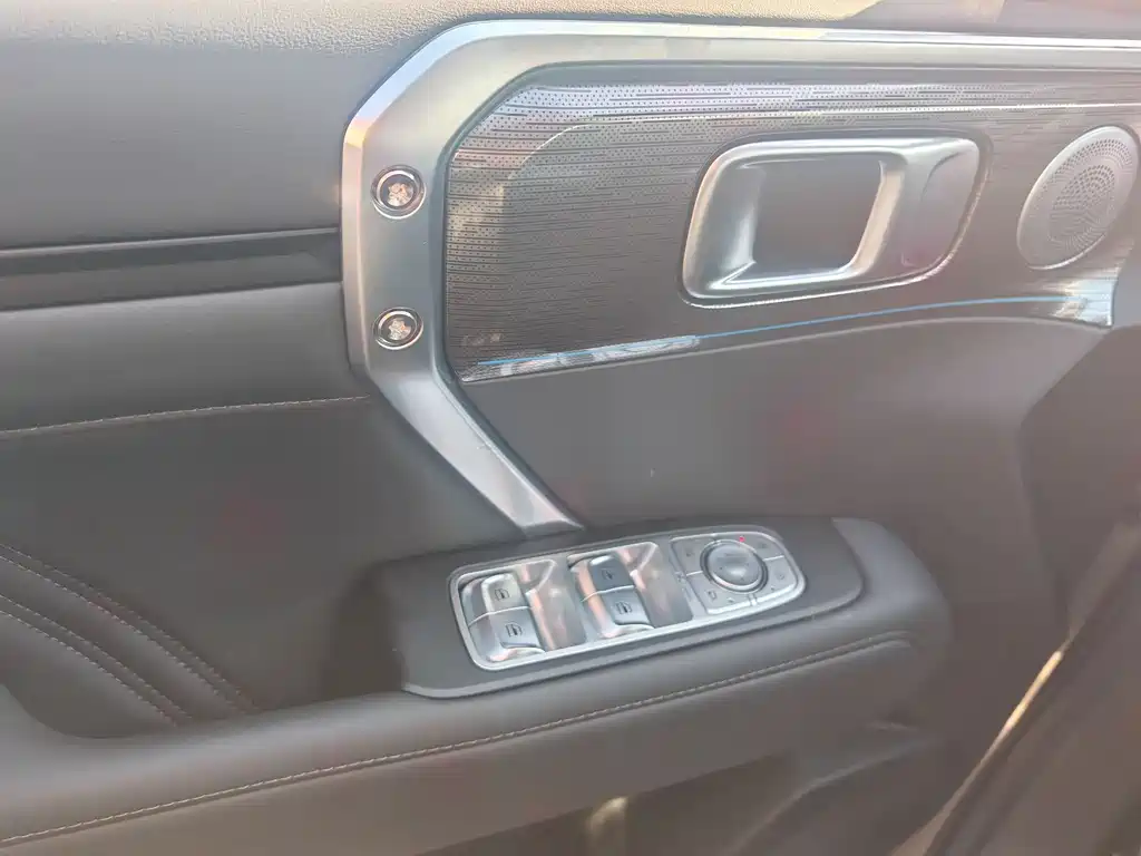 TANK TANK 400 NEW ENERGY