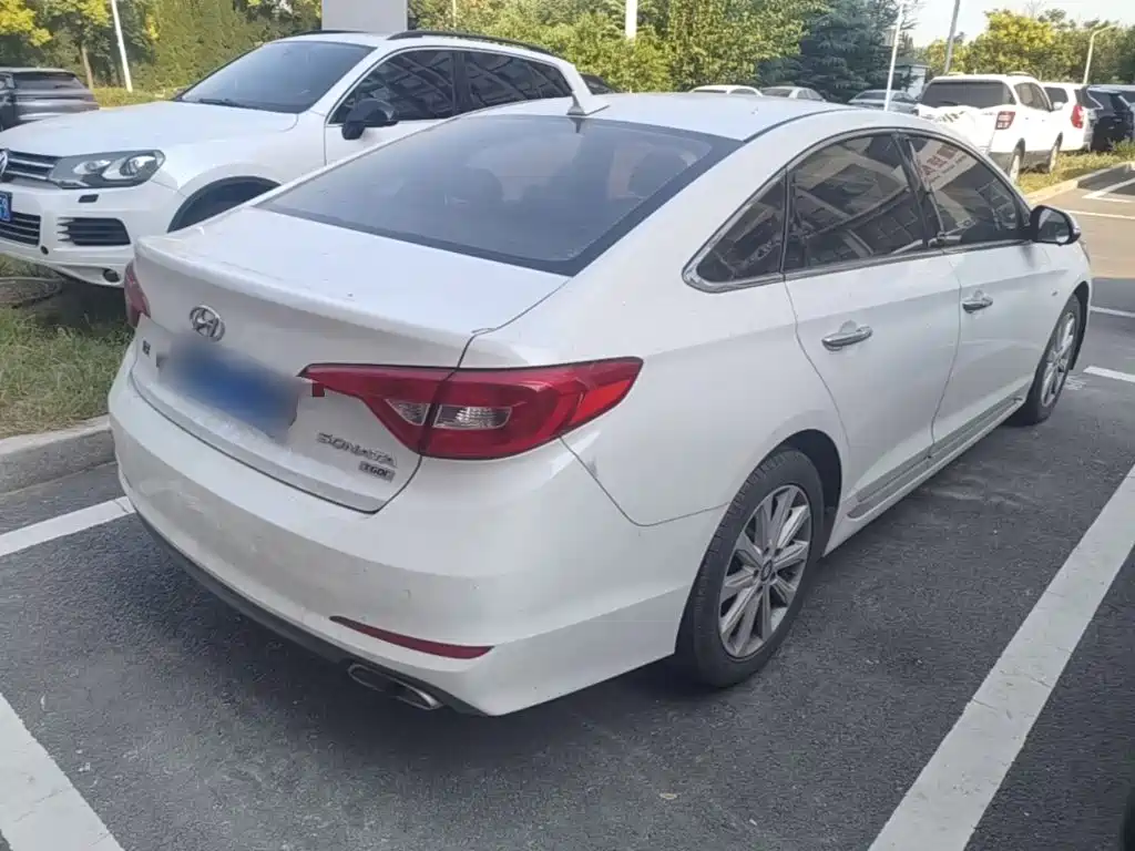 Hyundai Sonata — миниатюра 7