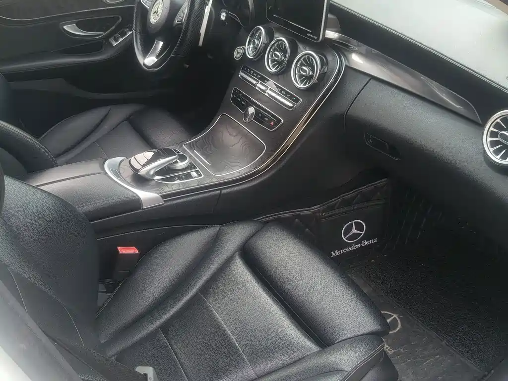 Mercedes-Benz C-Class — миниатюра 10