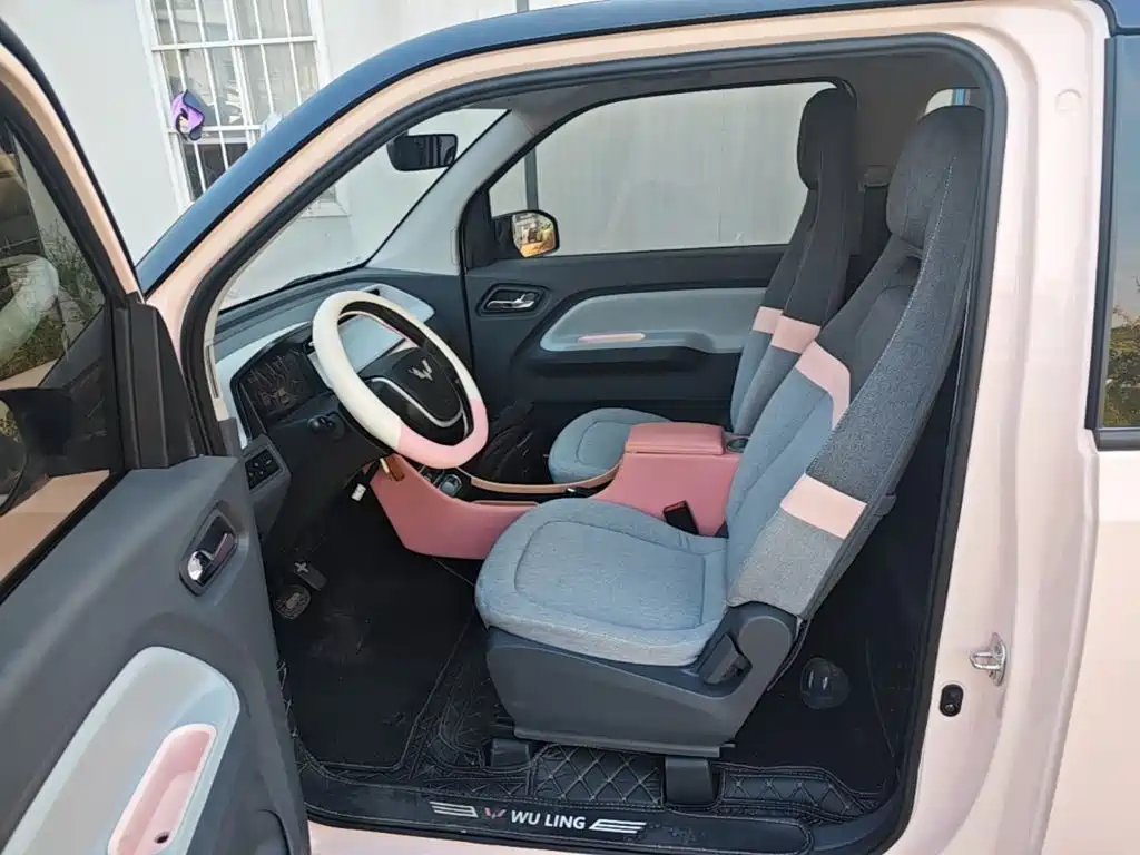 Wuling MINIEV — миниатюра 15