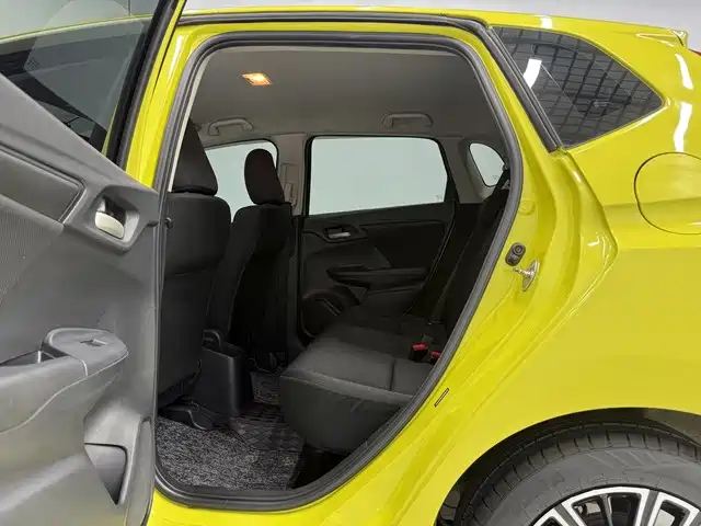 Honda Fit — миниатюра 8