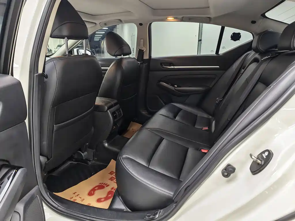 Nissan Altima 2021 2.0L XL Upper AD1